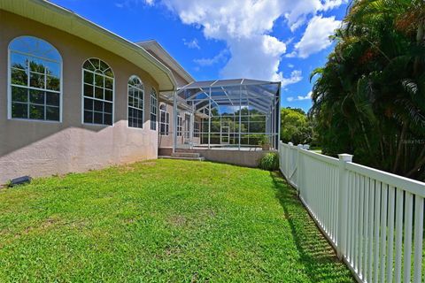 A home in PALMETTO