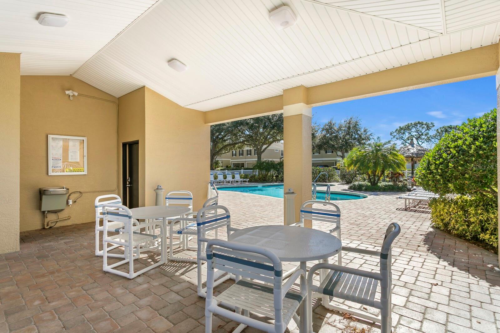 SUMMERDALE TWNHMS - Residential