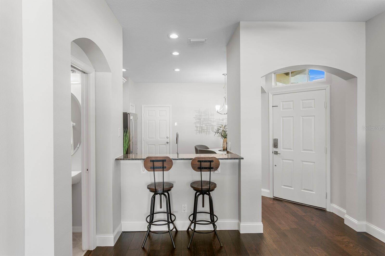 SUMMERDALE TWNHMS - Residential