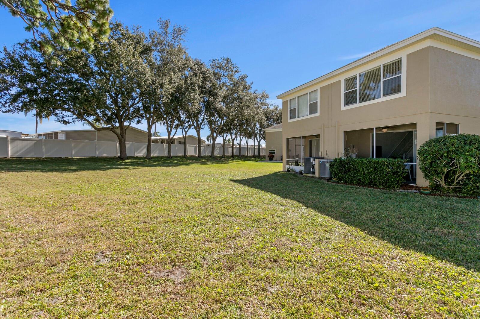 SUMMERDALE TWNHMS - Residential