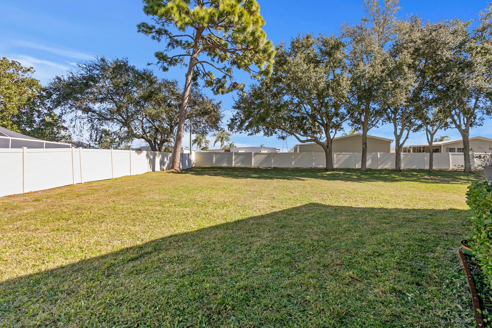 SUMMERDALE TWNHMS - Residential