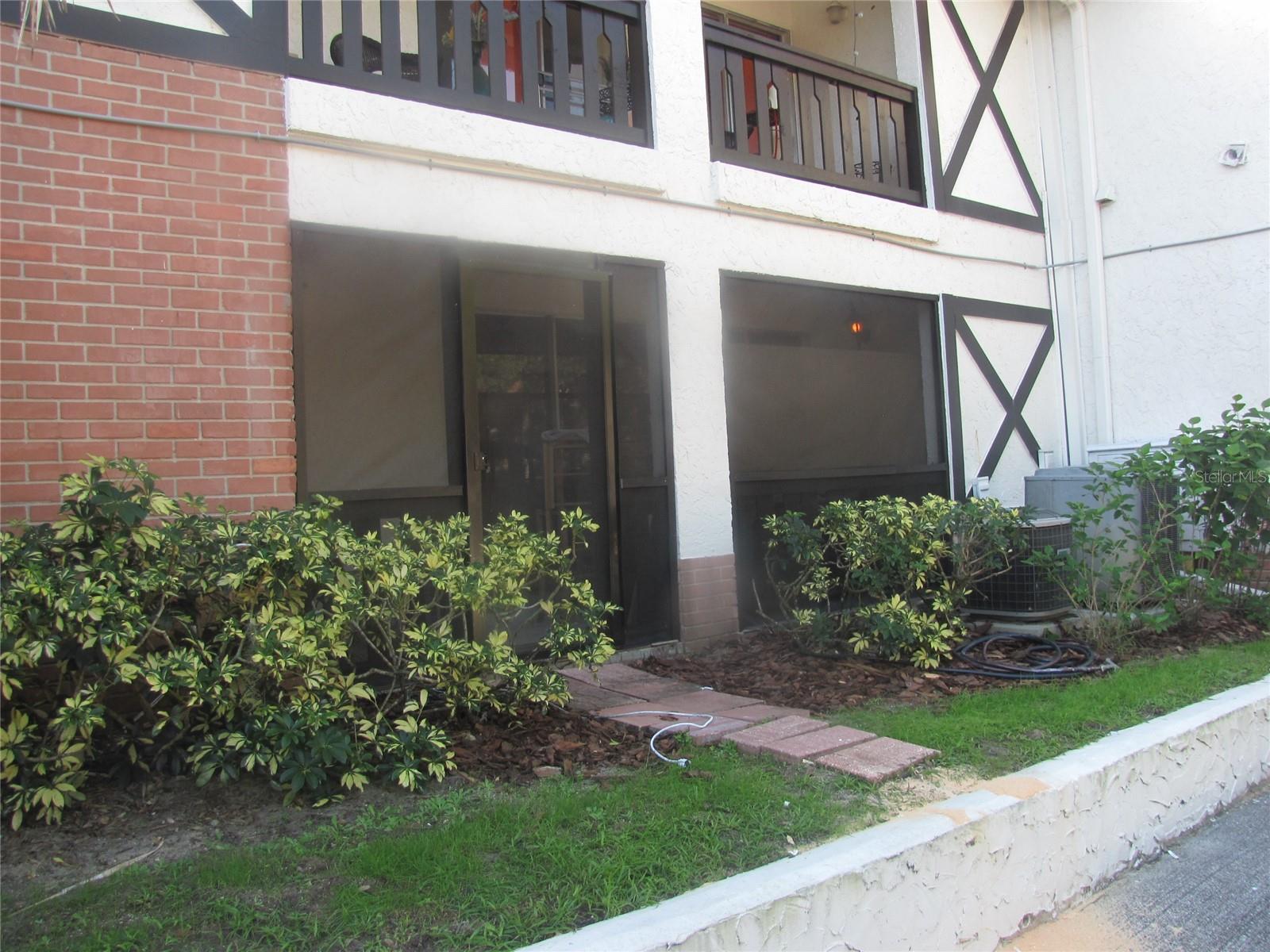 HARBOUR TOWNE CONDO - Residential