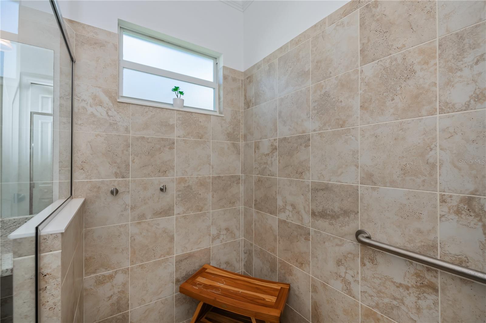 TERN BAY GOLF & CC RESIDENCE PH 01 - Residential