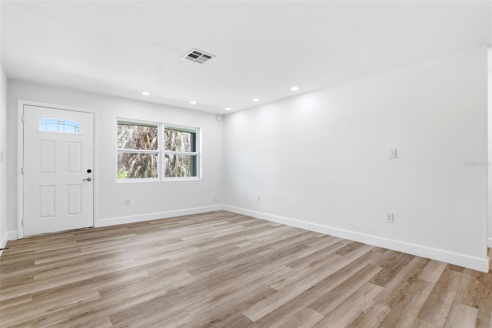 OXFORD RIDGE - Residential