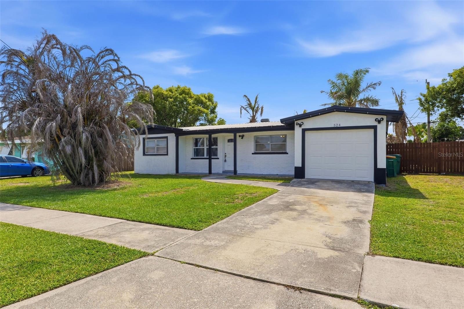 OXFORD RIDGE - Residential