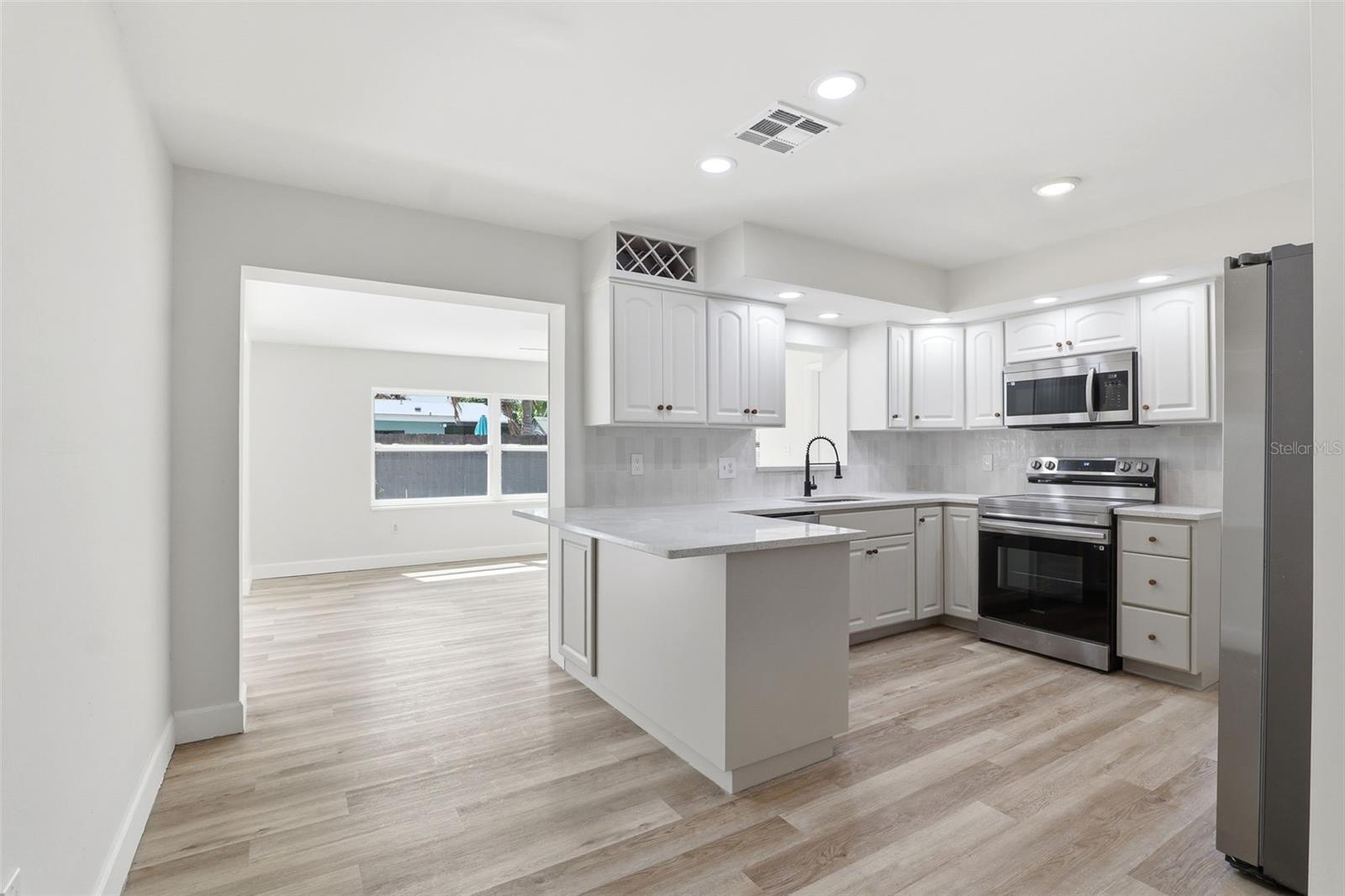 OXFORD RIDGE - Residential