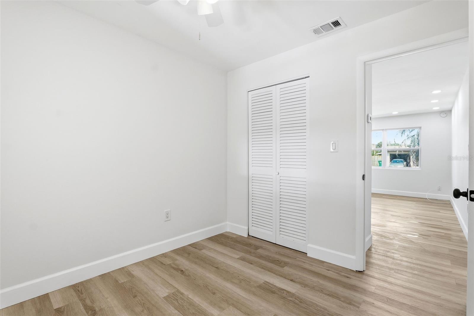 OXFORD RIDGE - Residential