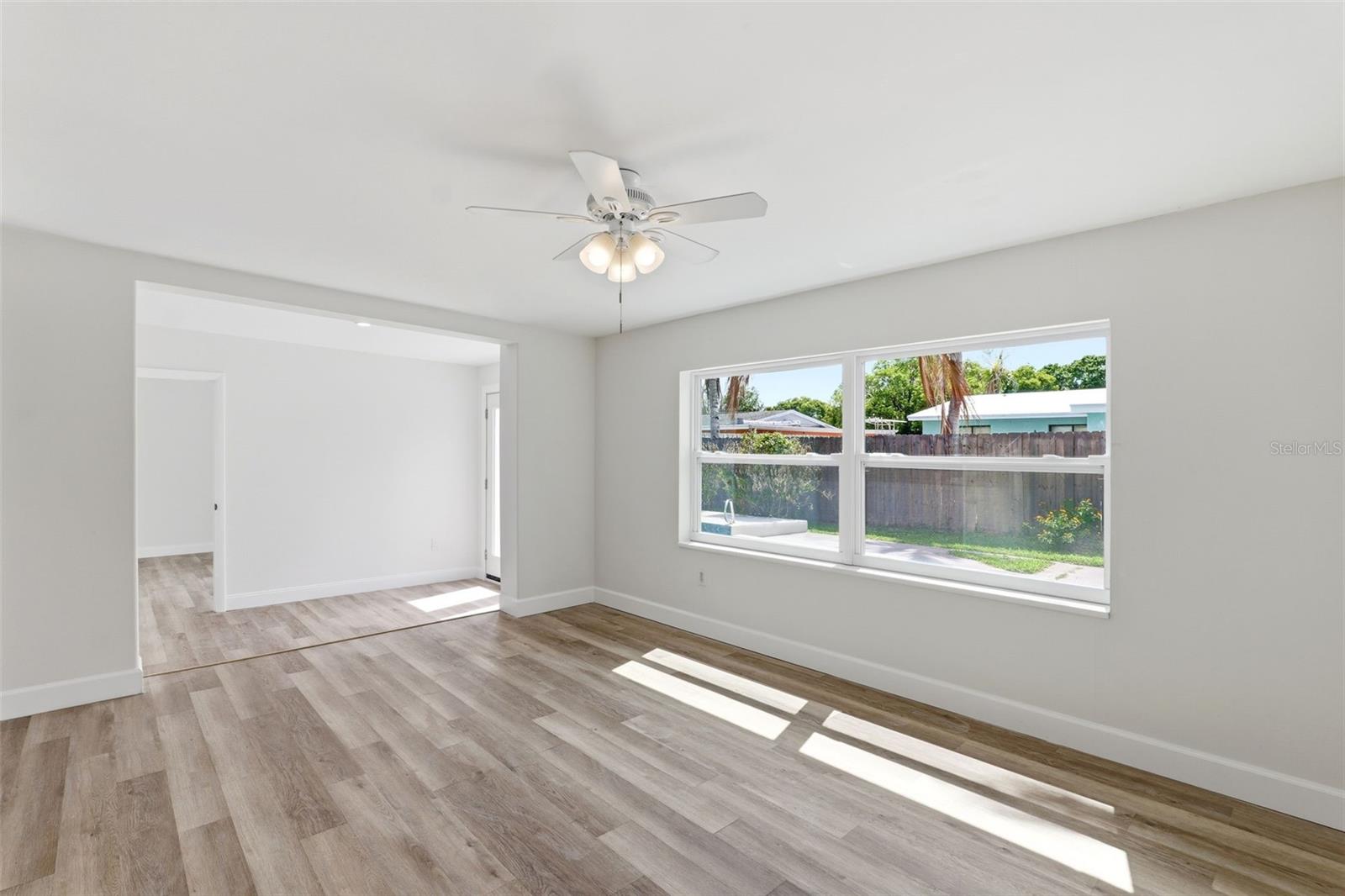 OXFORD RIDGE - Residential