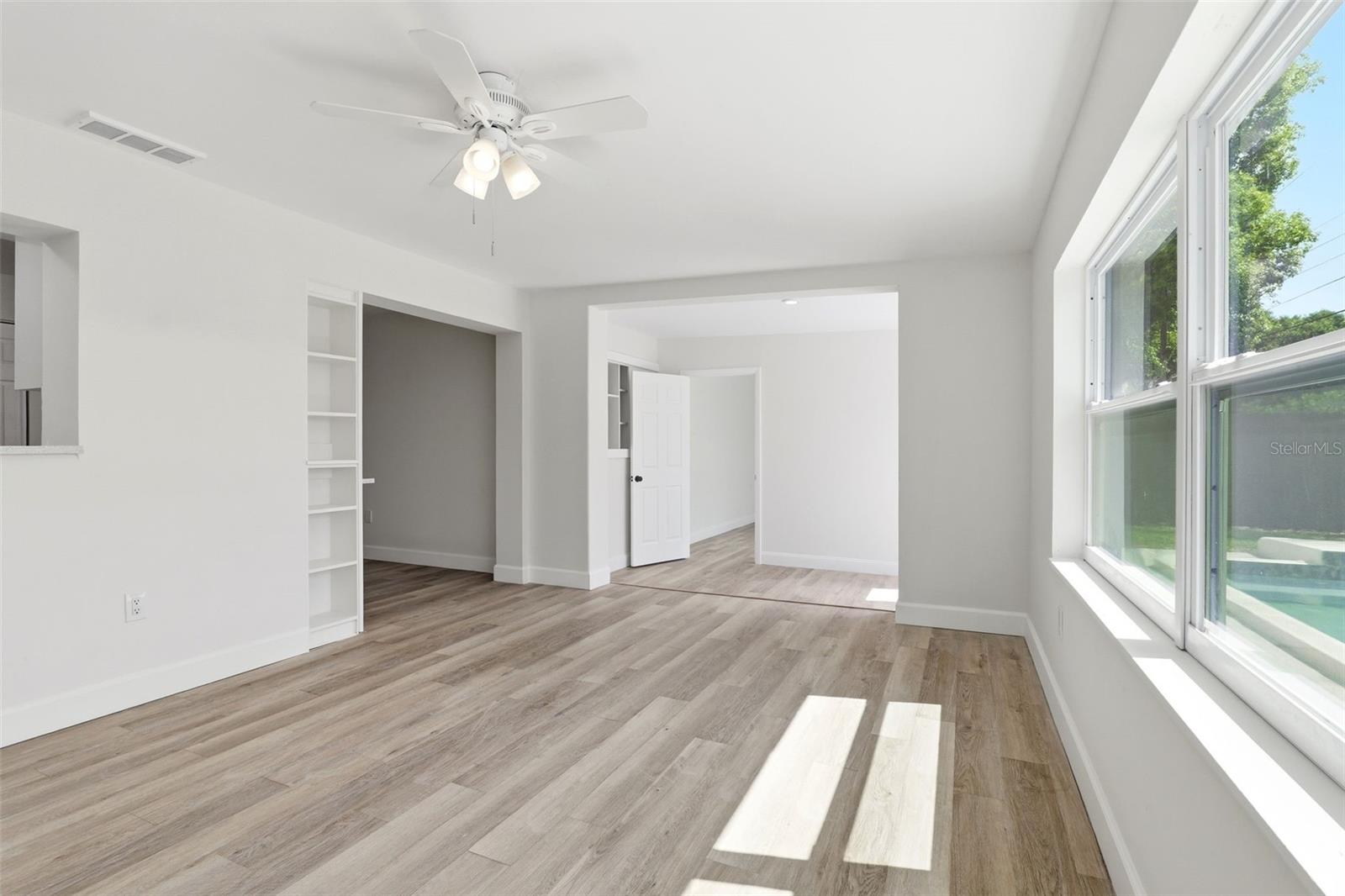 OXFORD RIDGE - Residential