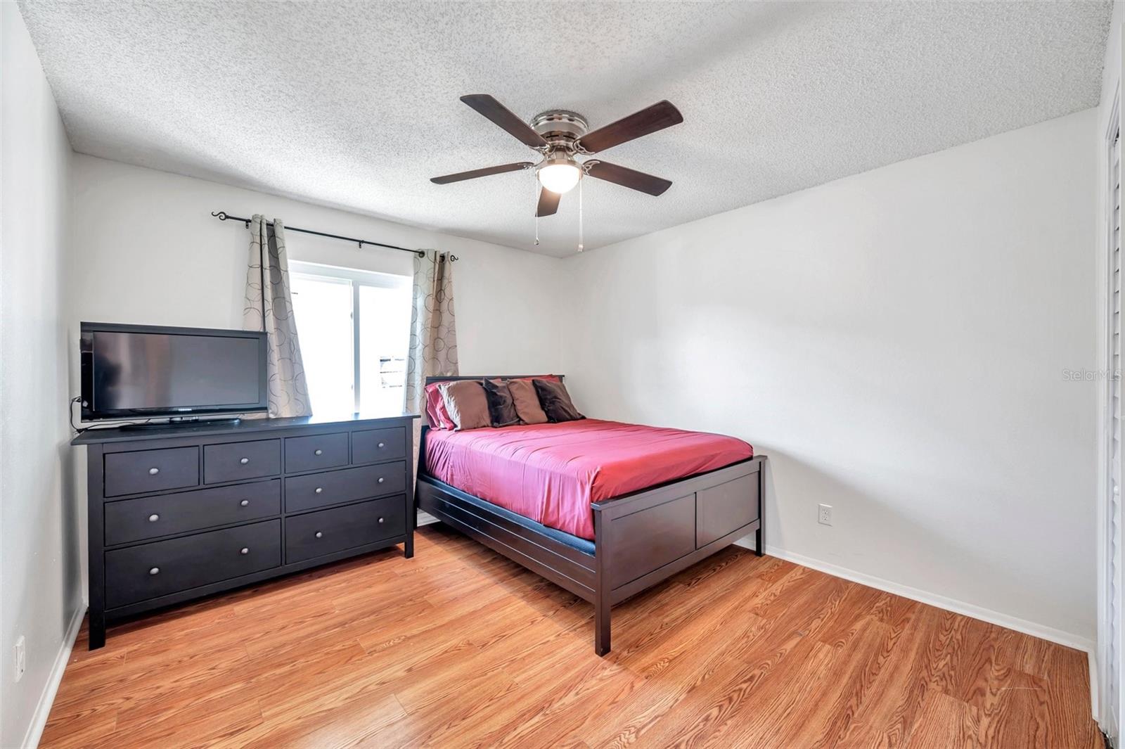 EASTWOOD SHORES 6 - Residential