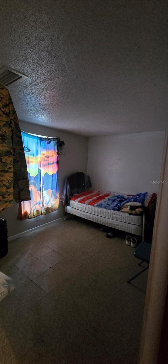 CAMBRIDGE LAKE - Residential Income