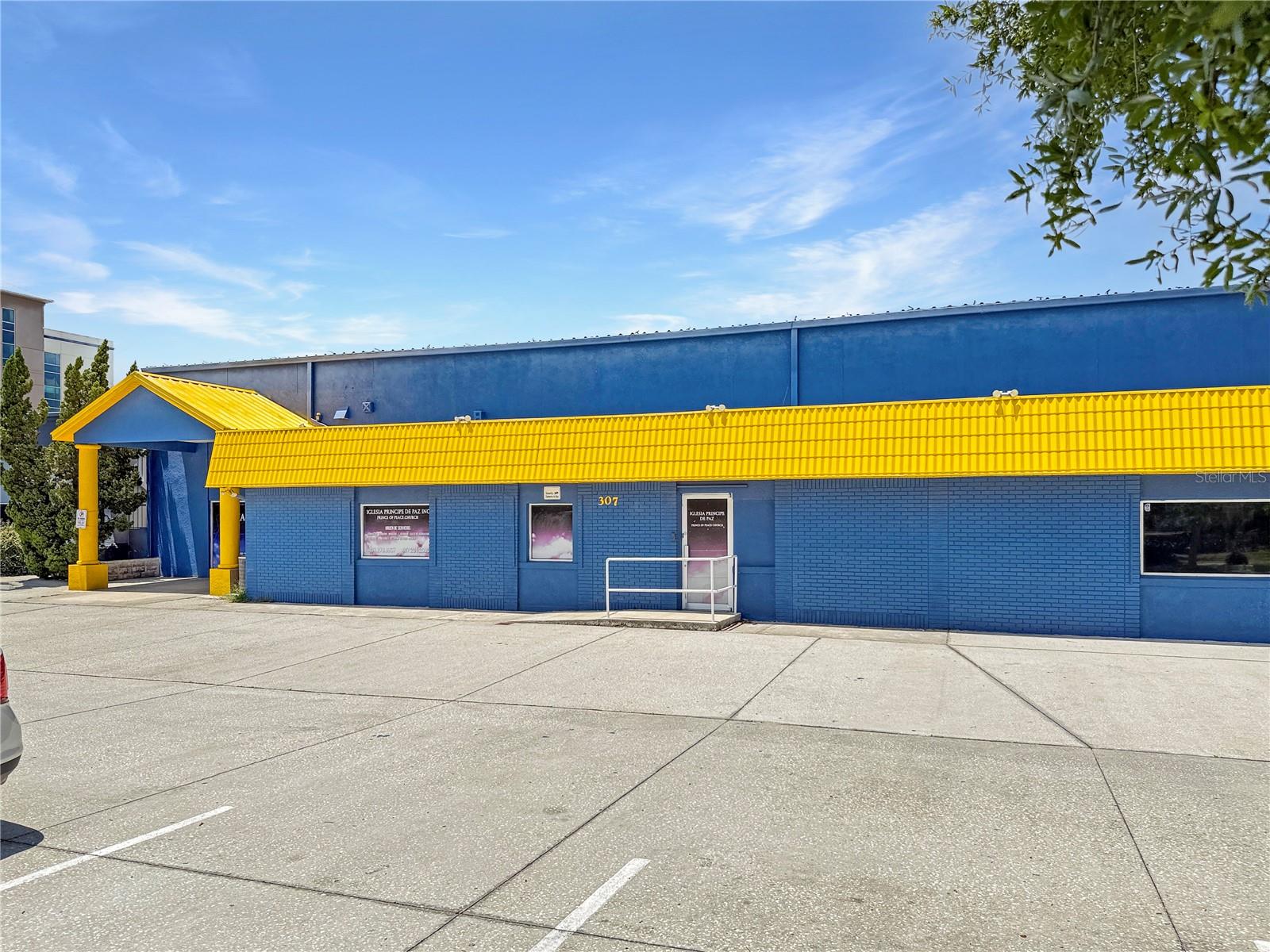 307 W BASS STREET