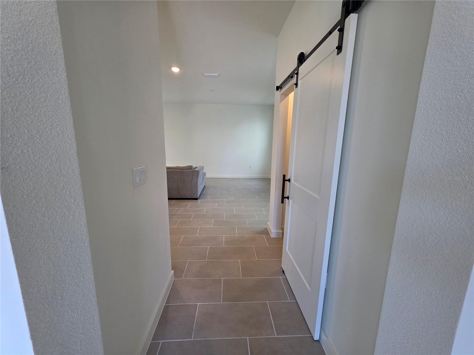 TRINITY PLACE PH 1 - Residential Lease