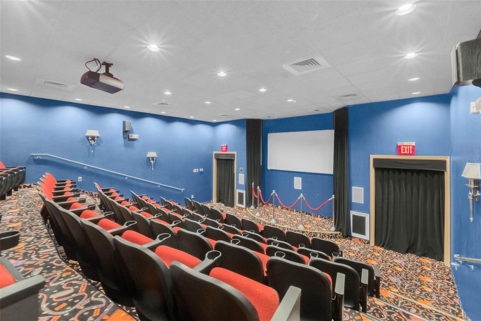 LEESBURG ARLINGTON RIDGE PH 02 - Residential