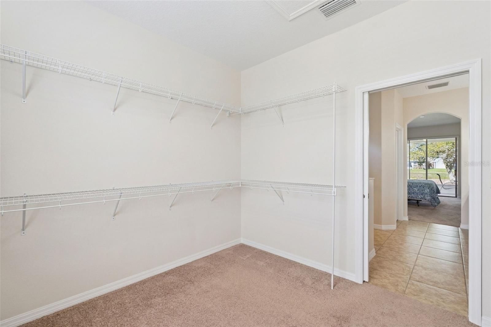 LEESBURG ARLINGTON RIDGE PH 02 - Residential