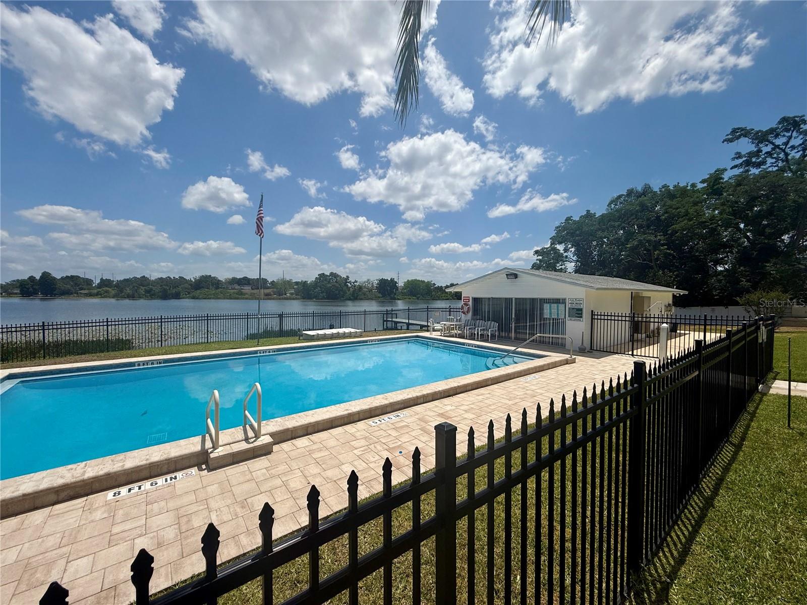 1550 11TH STREET NE G8