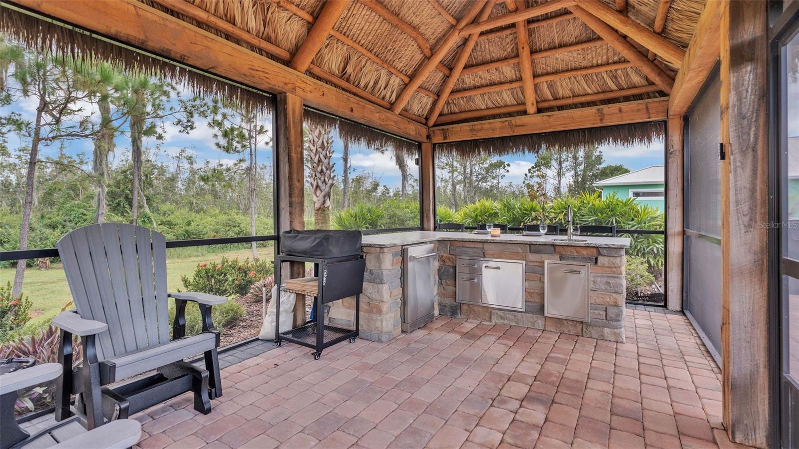 BAY LAKE RESIDENCE - Land