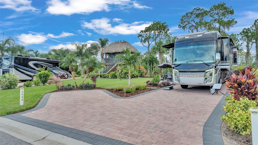 Photo of 3244 Fish Hawk Drive, Polk City, FL 33868 (MLS # L4956916)