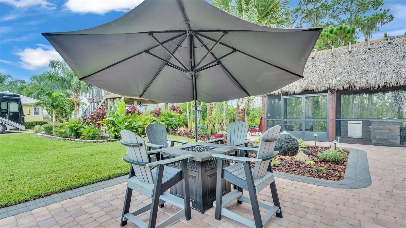 BAY LAKE RESIDENCE - Land