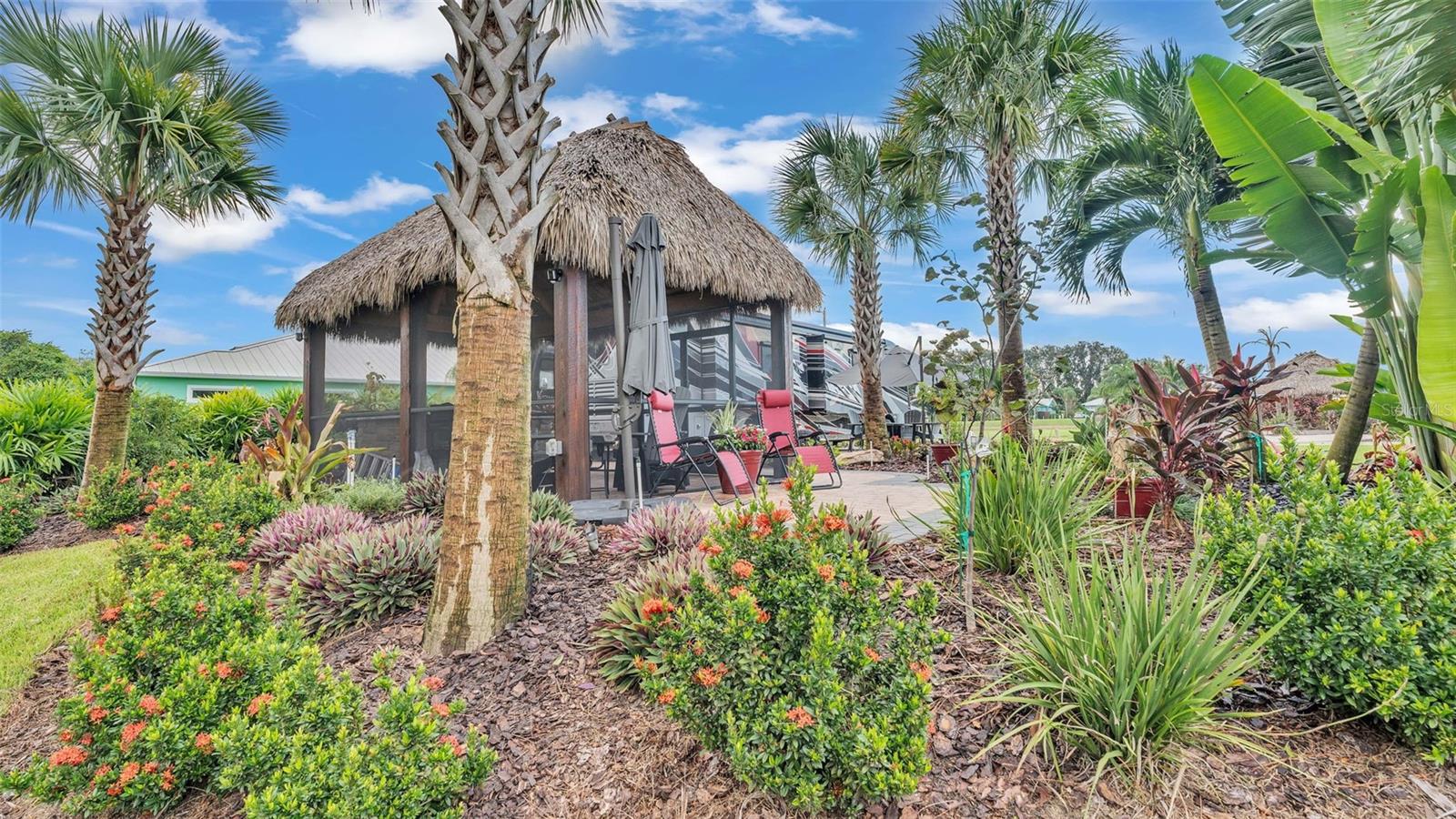 BAY LAKE RESIDENCE - Land