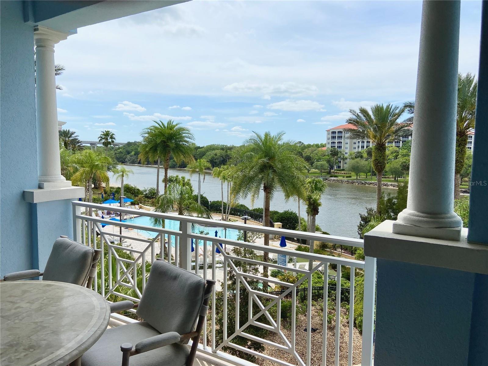 102 YACHT HARBOR DRIVE 375
