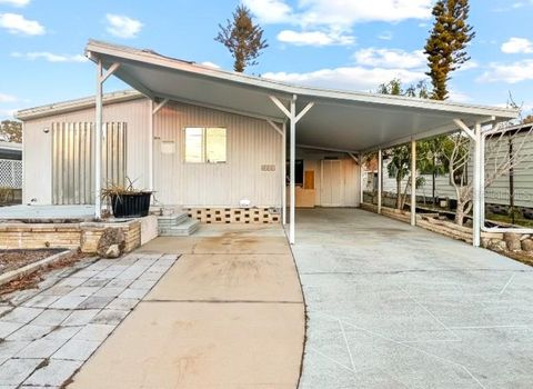 143 RAROTONGA ROAD NORTH PORT FL 34287