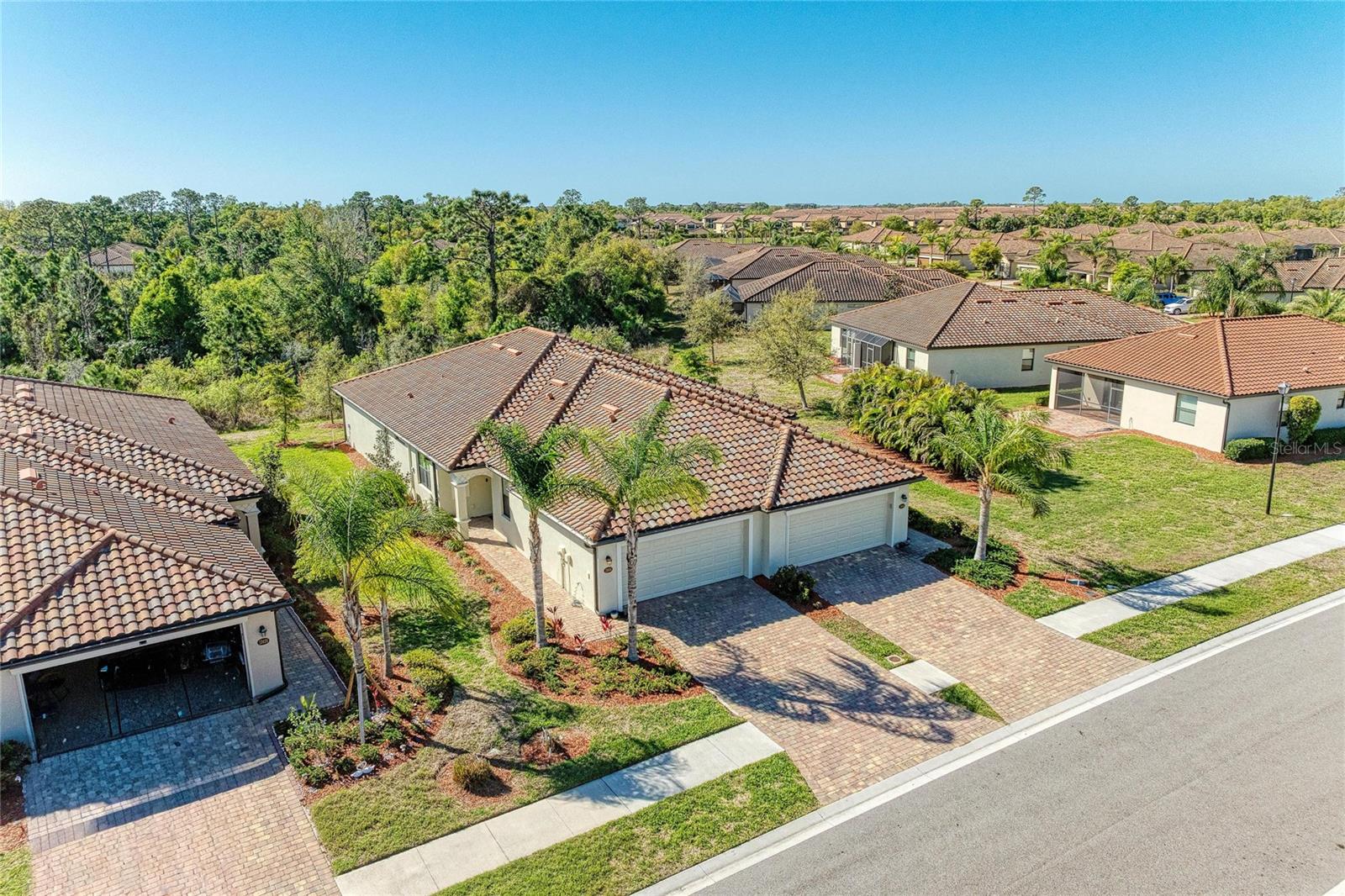 GRAN PARADISO PH 1 - Residential