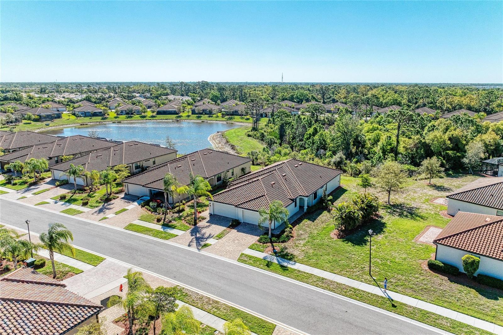 GRAN PARADISO PH 1 - Residential