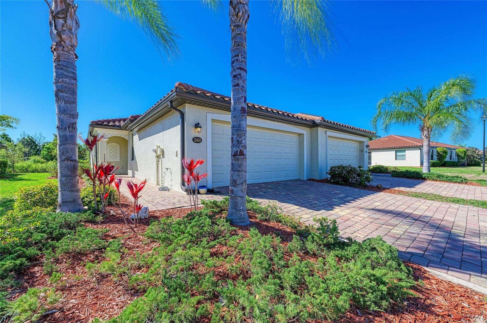 GRAN PARADISO PH 1 - Residential