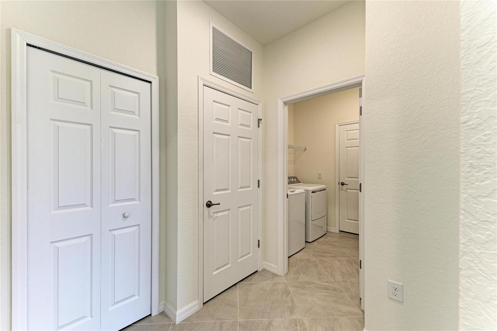 GRAN PARADISO PH 1 - Residential