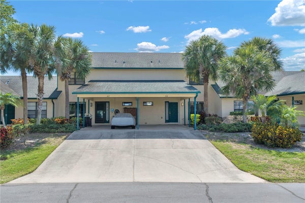 614 YARDARM DR # 7, APOLLO BEACH, FL 33572 - Image d0887d7094d39ecfe3c3afba9be7e807/1550169114