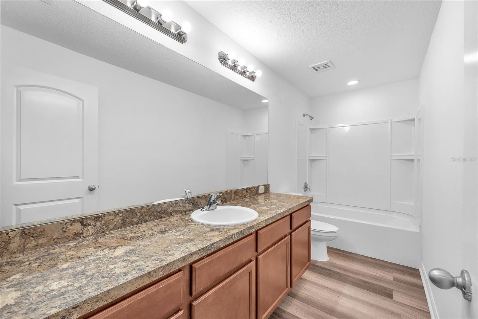 BALLENTRAE SUB PH 2 - Residential Lease