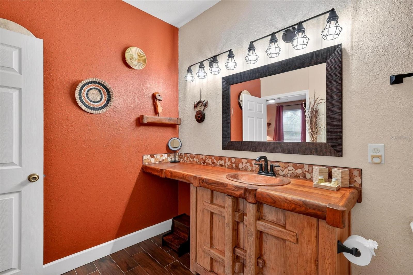 VENTURA AT WINDSOR HILLS CONDO PH 3 - Residential