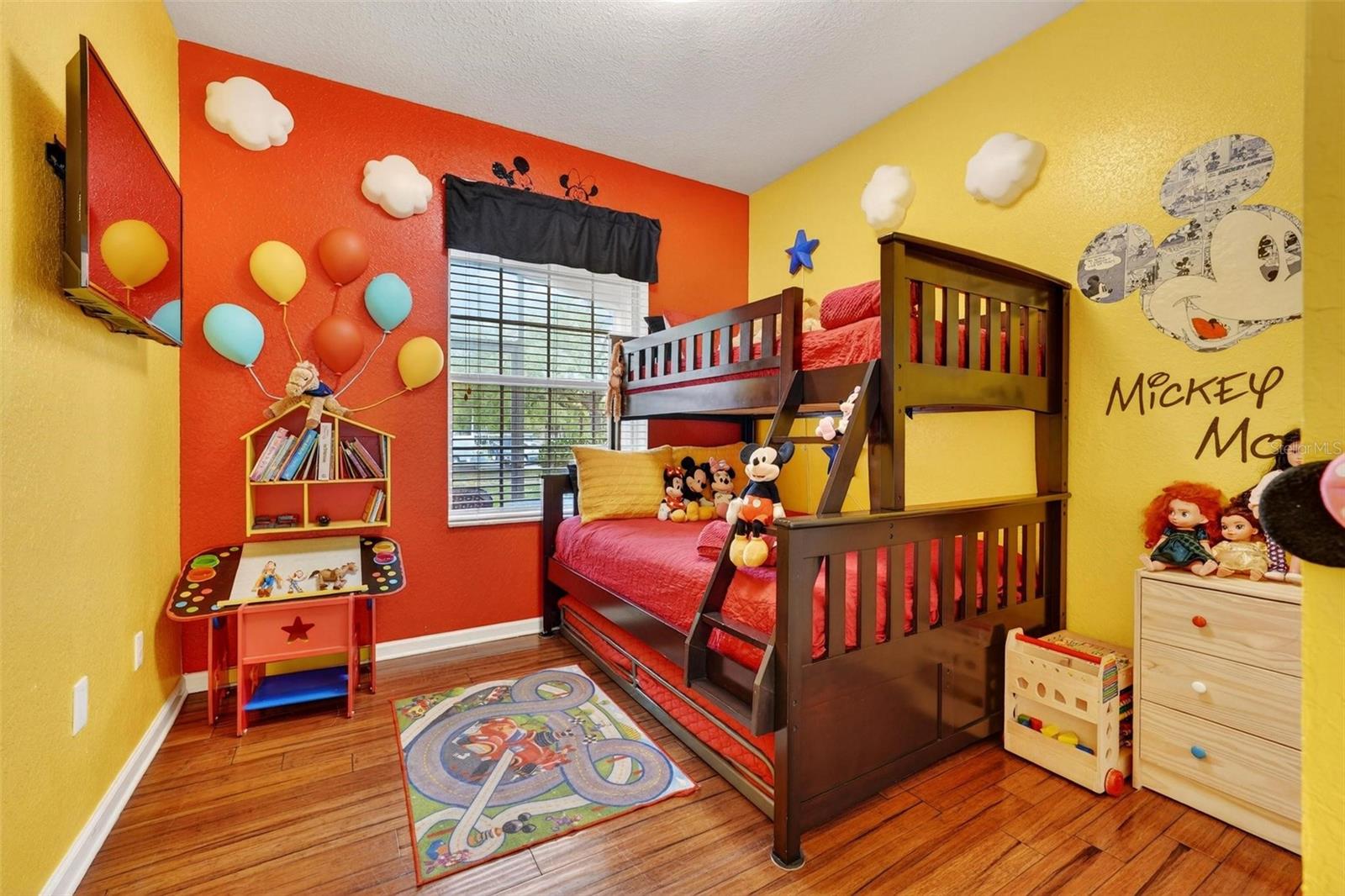 VENTURA AT WINDSOR HILLS CONDO PH 3 - Residential