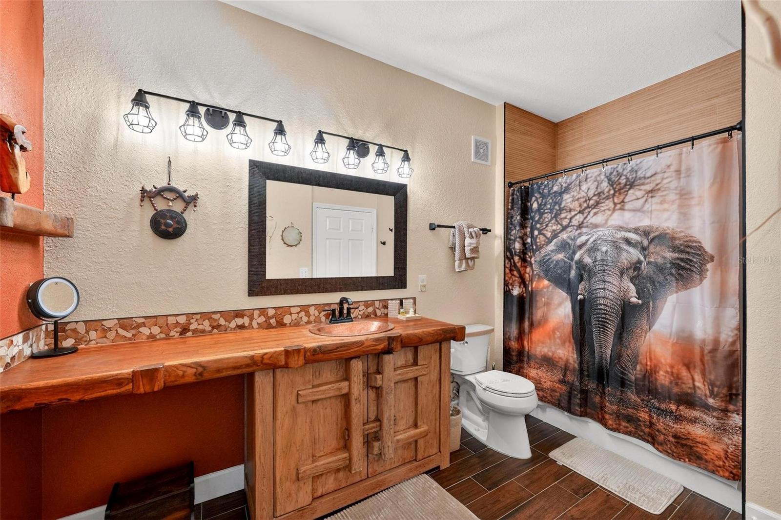 VENTURA AT WINDSOR HILLS CONDO PH 3 - Residential