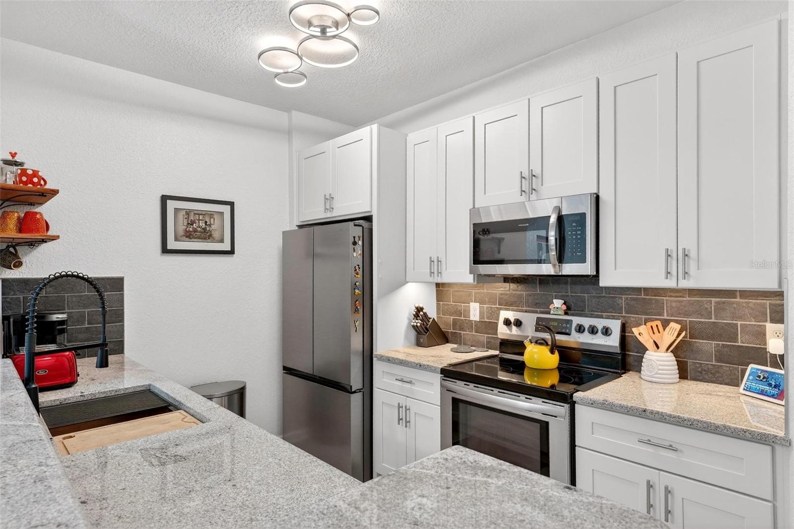 VENTURA AT WINDSOR HILLS CONDO PH 3 - Residential