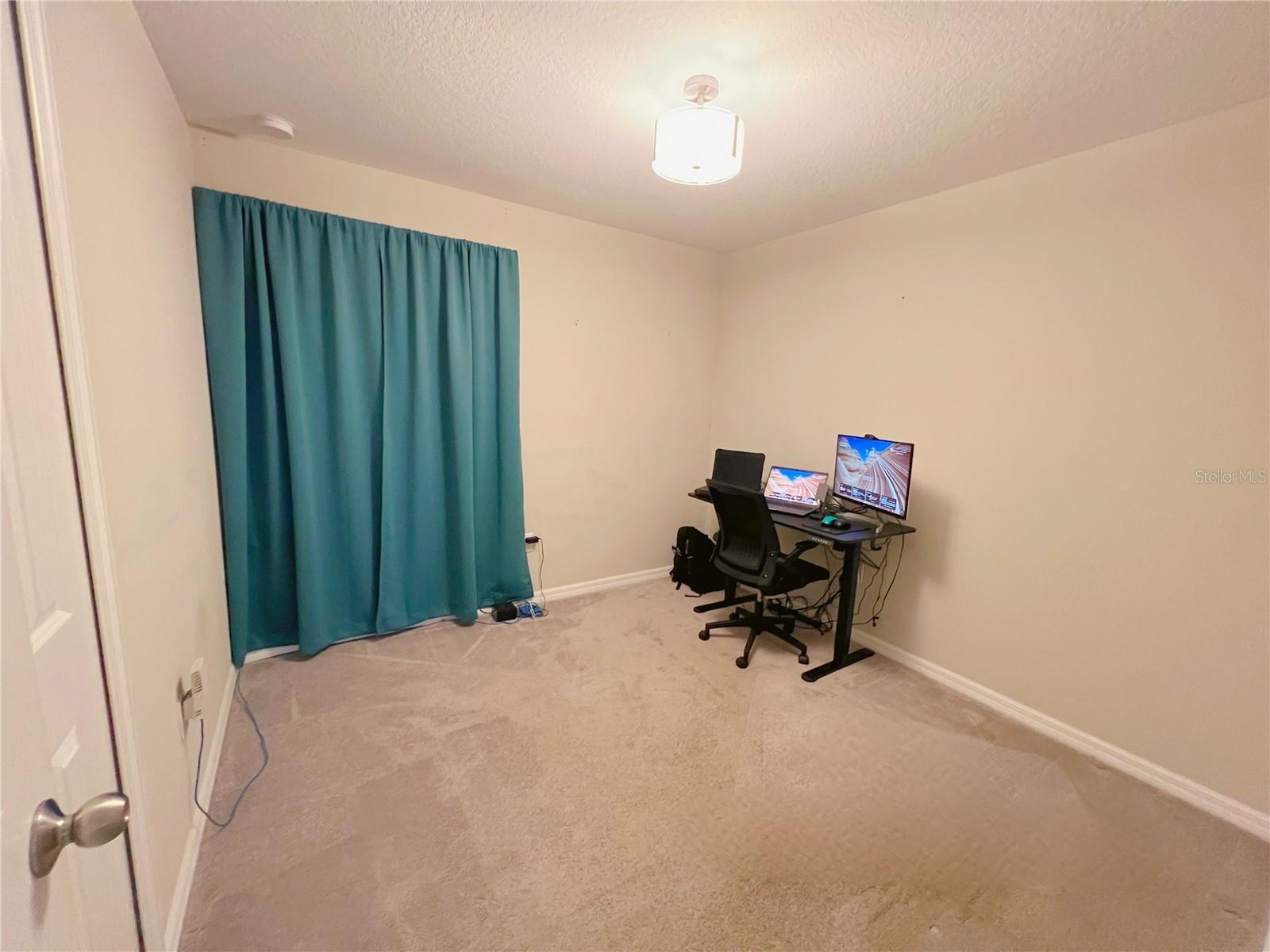 TOUCHSTONE PH 1 - Residential Lease