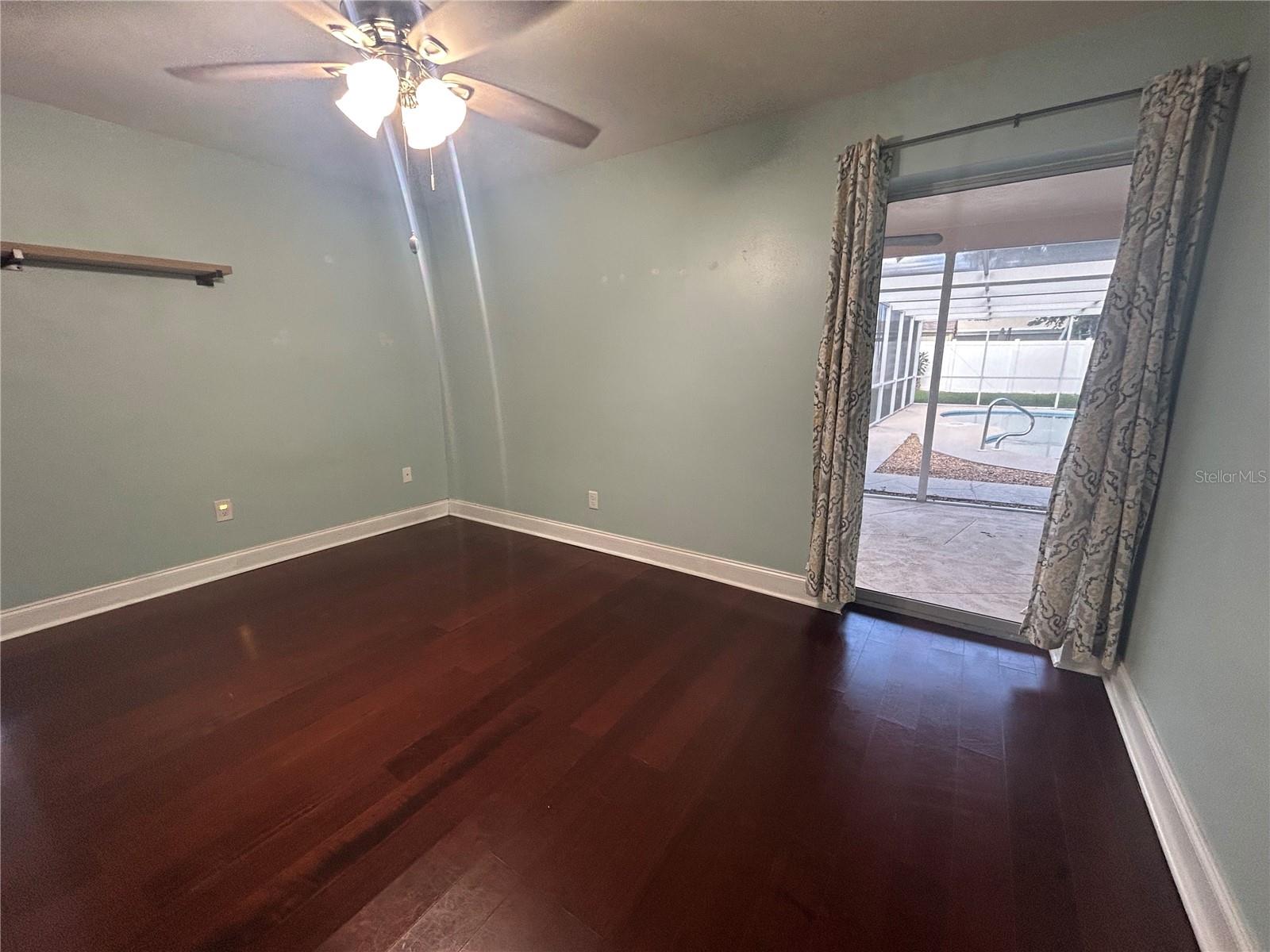 SPANISH ACRES - Residential Lease