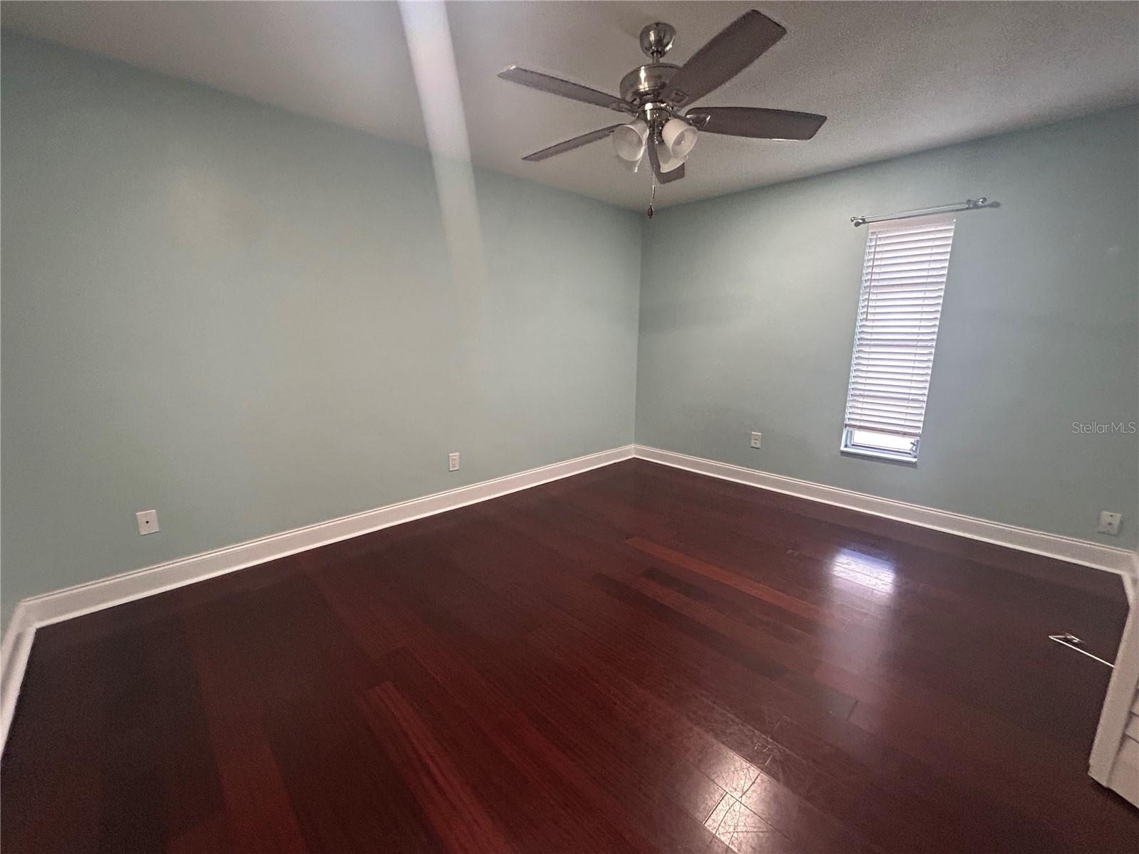 SPANISH ACRES - Residential Lease