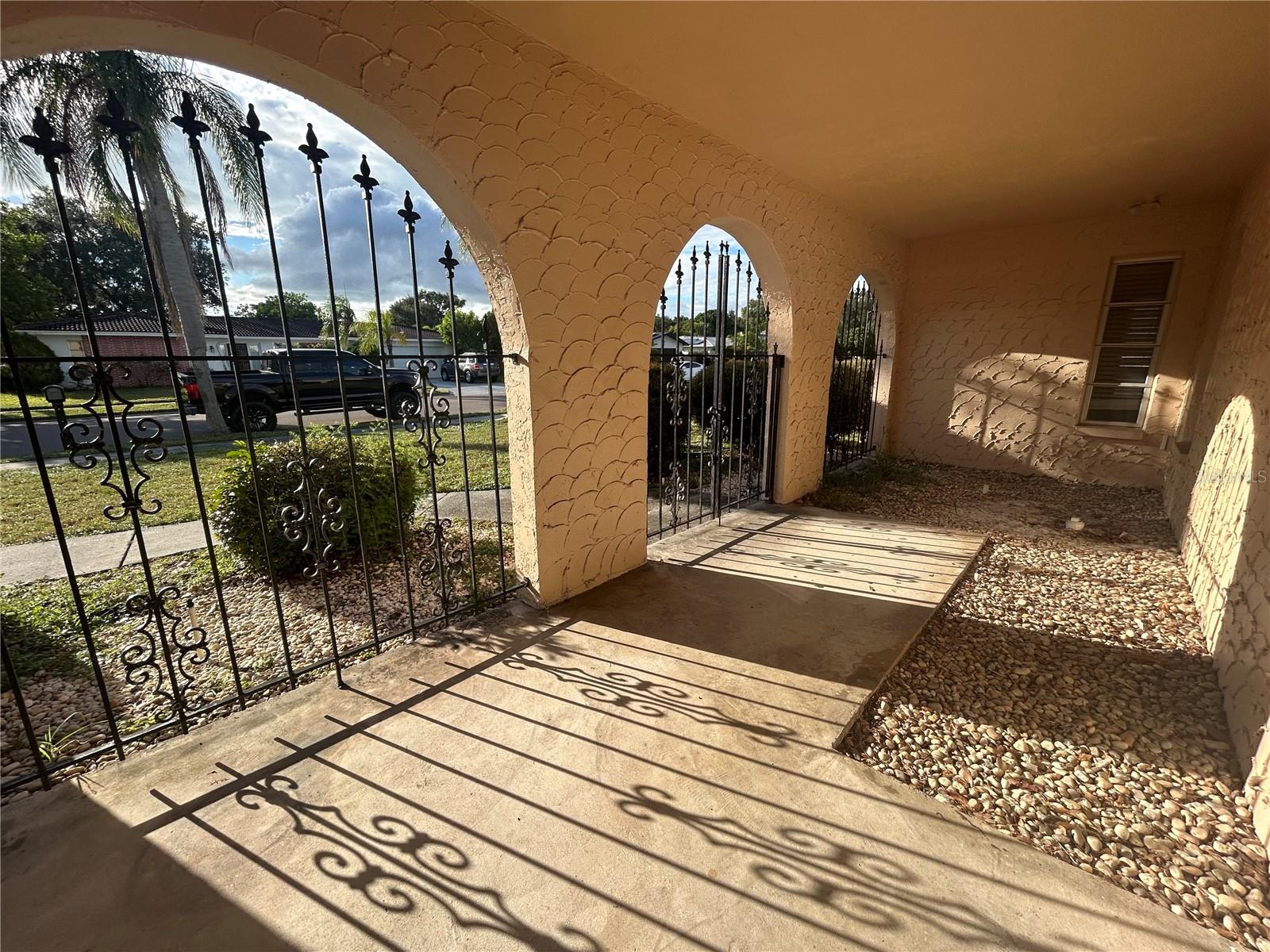 SPANISH ACRES - Residential Lease