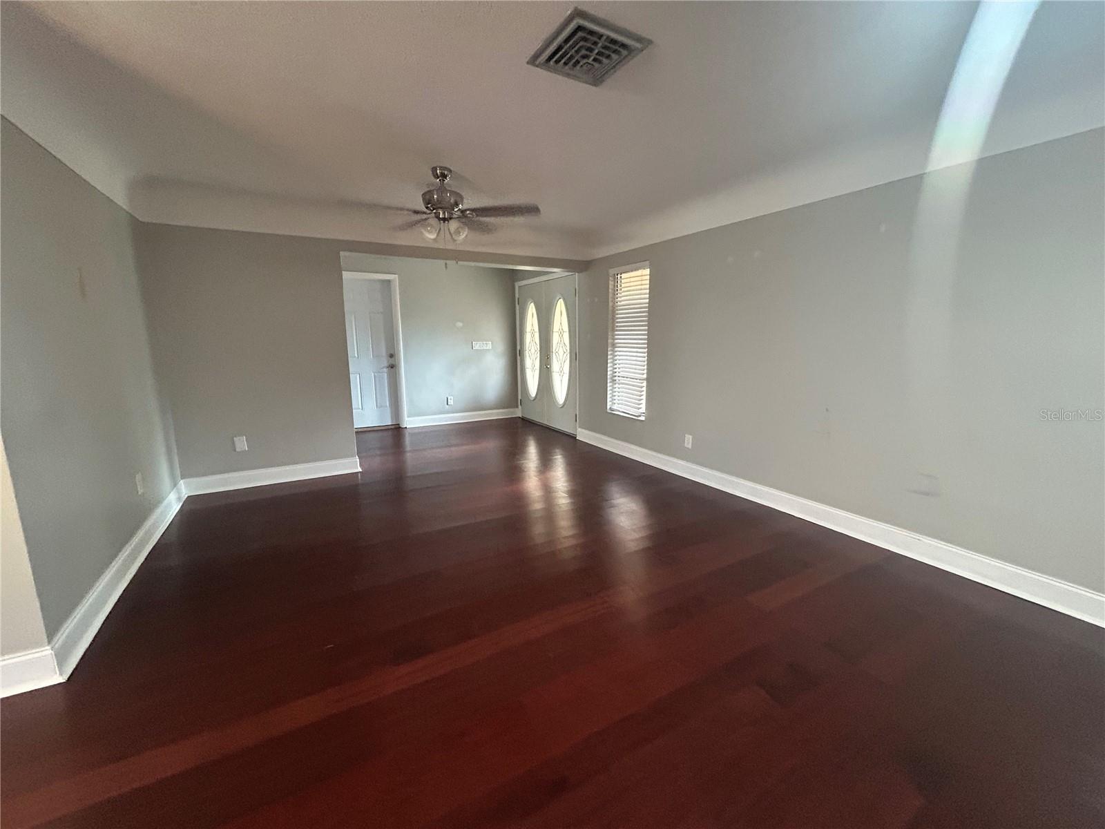 SPANISH ACRES - Residential Lease