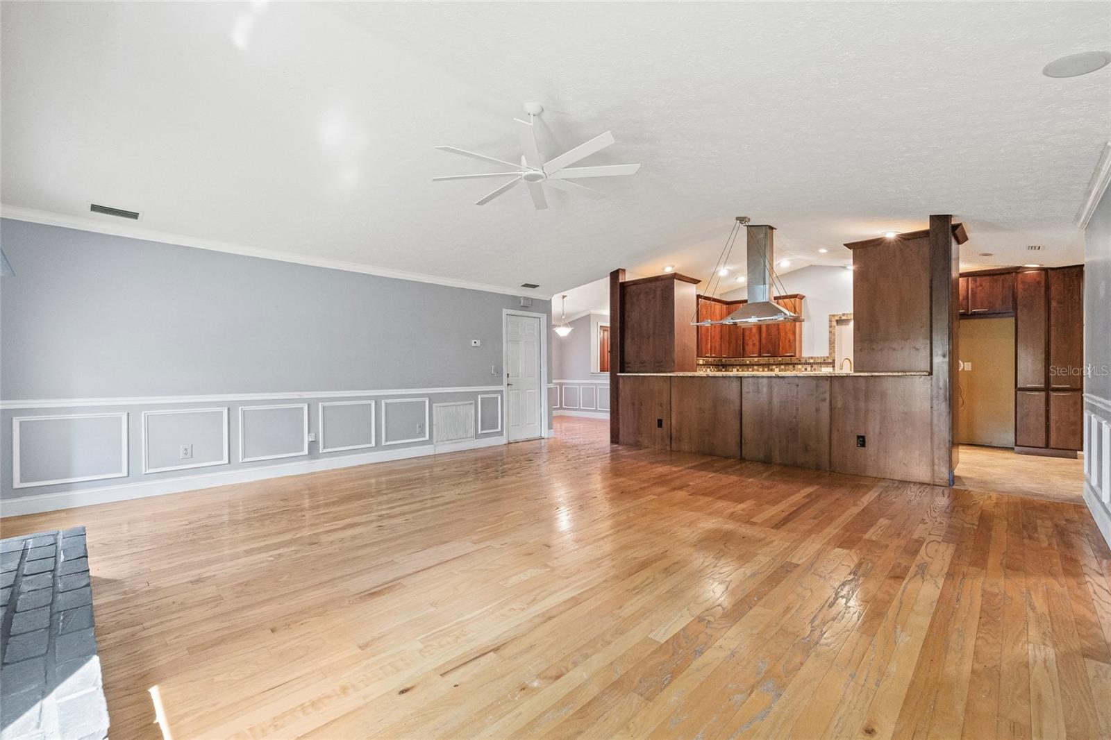 VALRICO VILLAGE - Residential