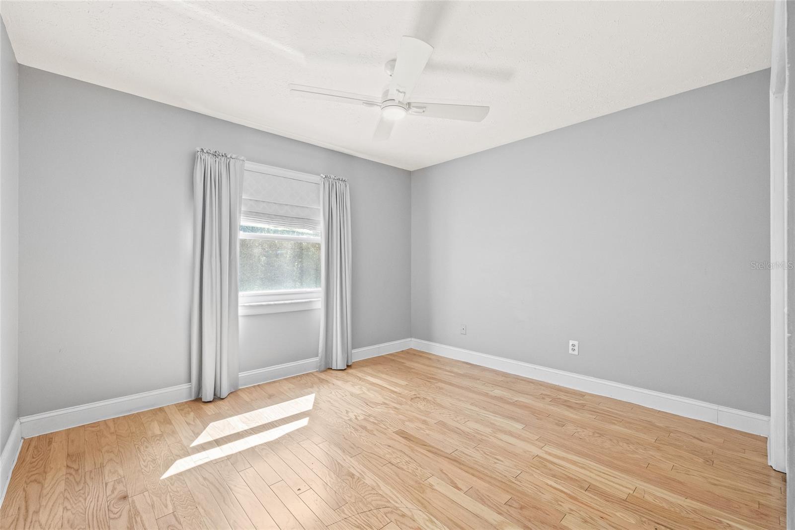 VALRICO VILLAGE - Residential