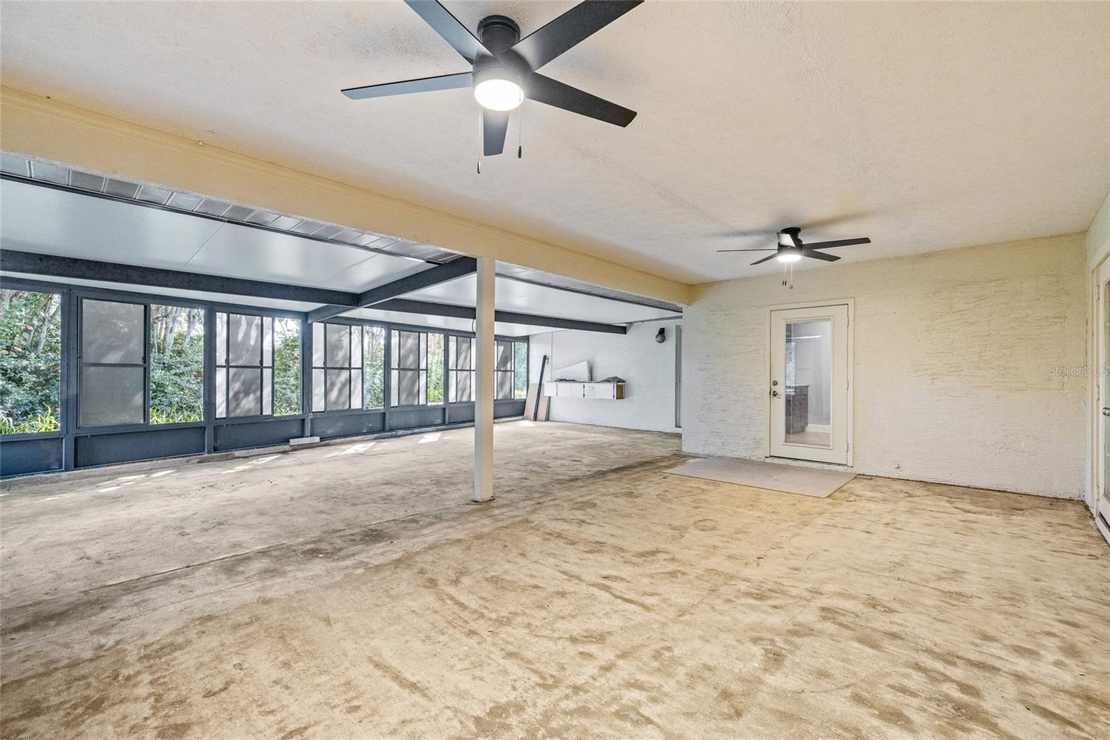 VALRICO VILLAGE - Residential