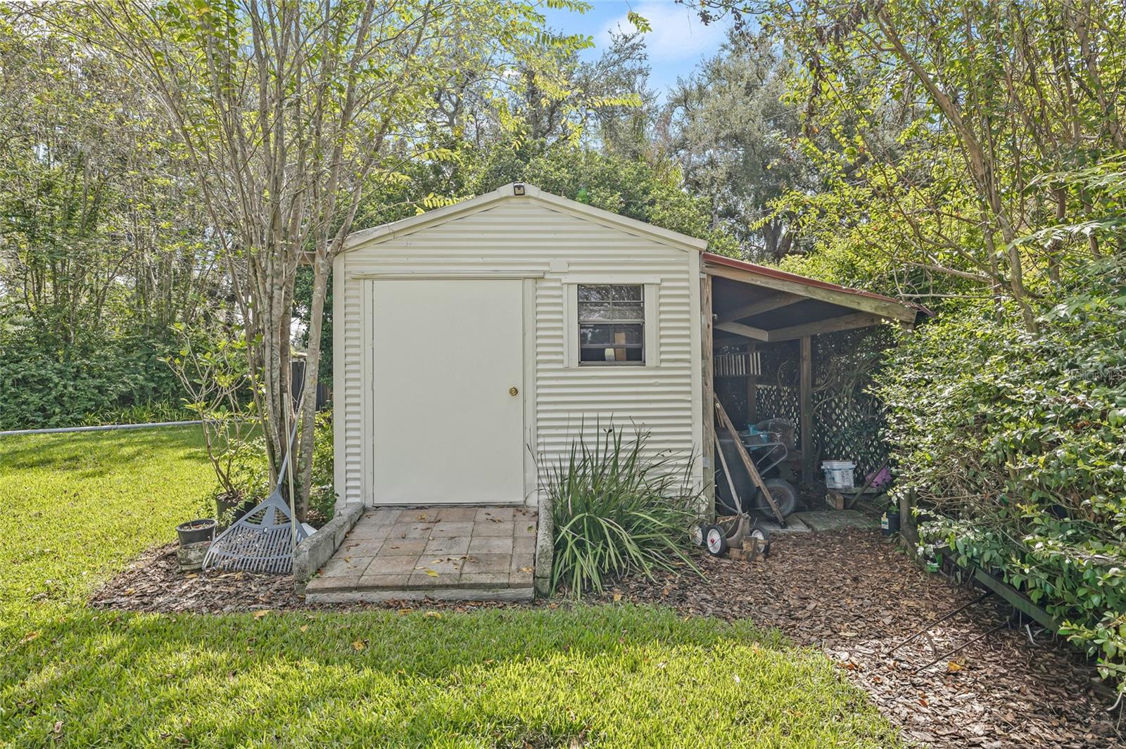 VALRICO VILLAGE - Residential