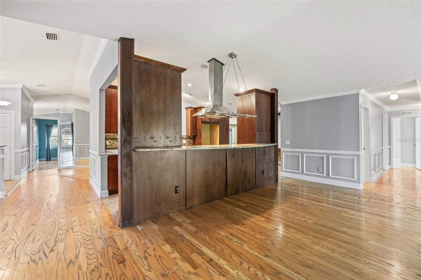 VALRICO VILLAGE - Residential