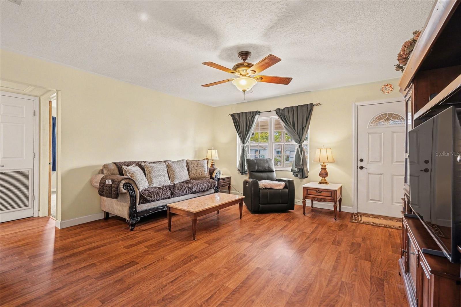 GROVE PARK ESTATES UNIT 7 - Residential