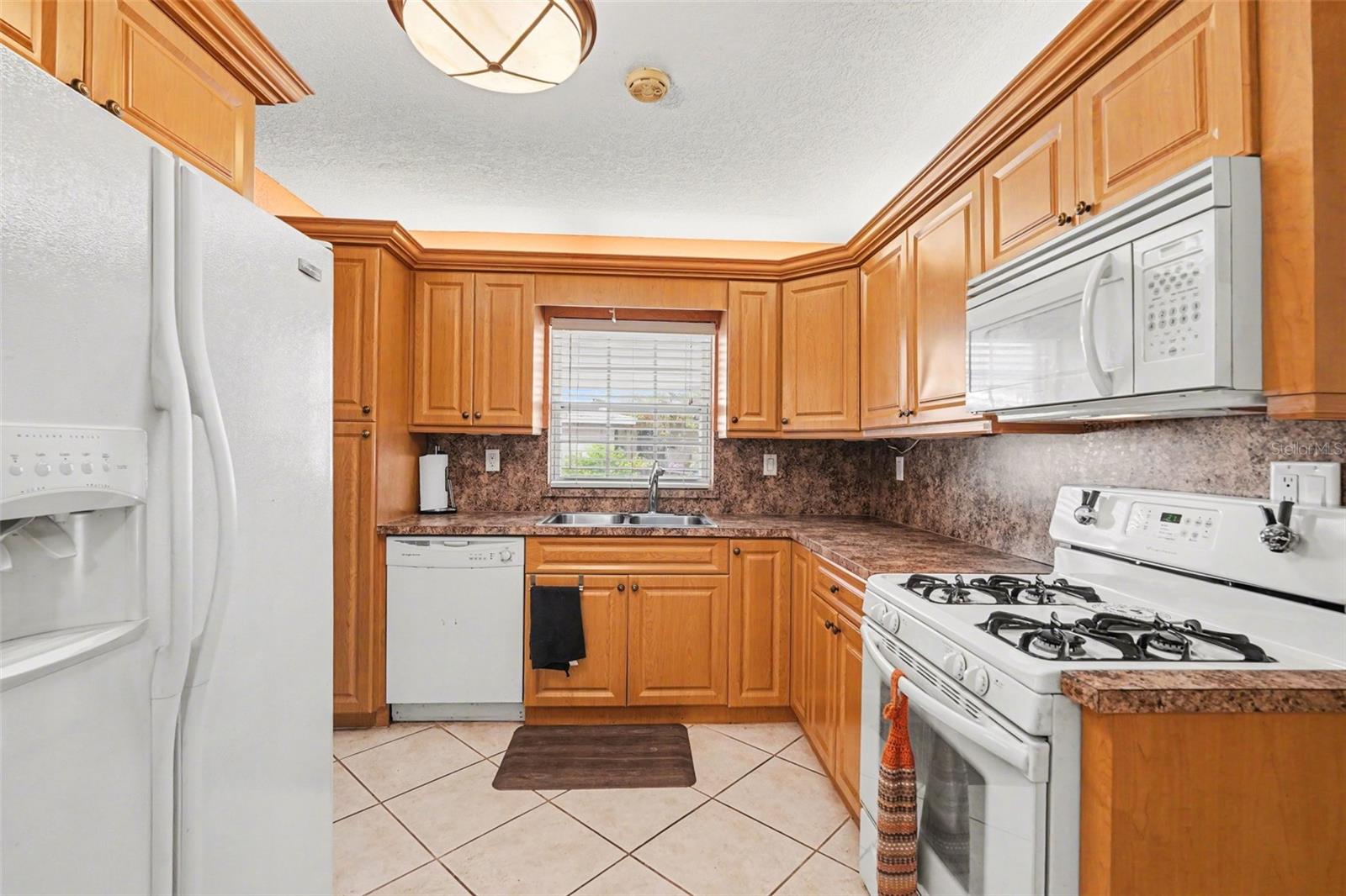 GROVE PARK ESTATES UNIT 7 - Residential