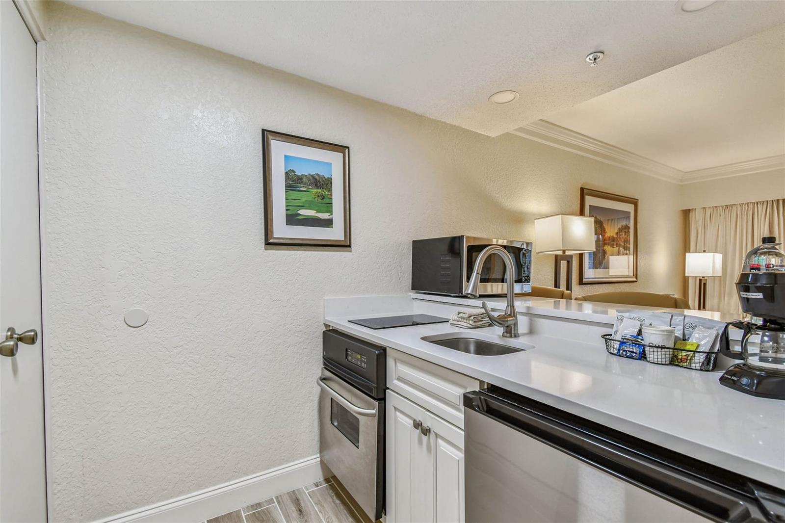 36750 US HIGHWAY 19 N 1-209