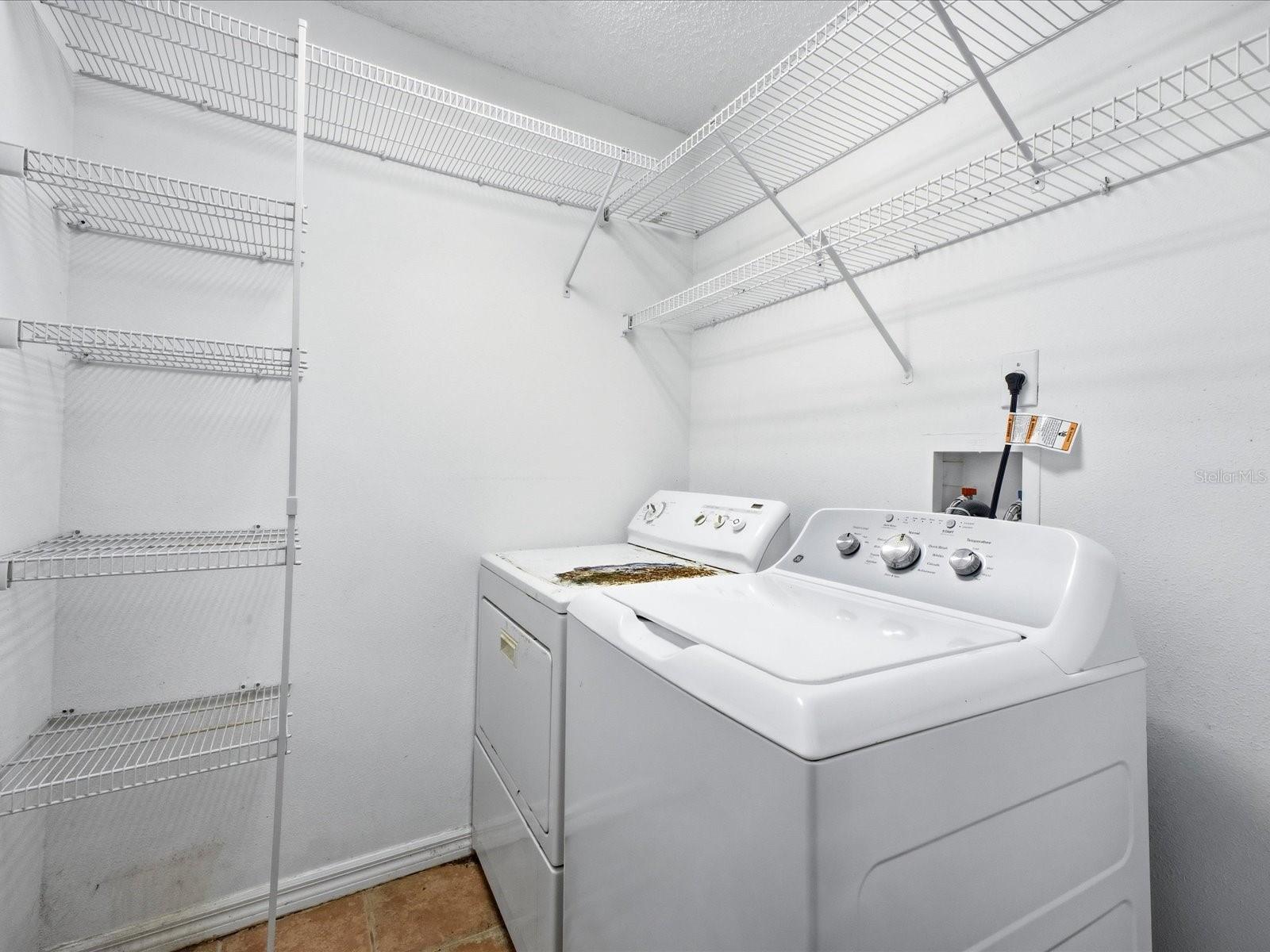 WOODRIDGE PH II SUB - Residential